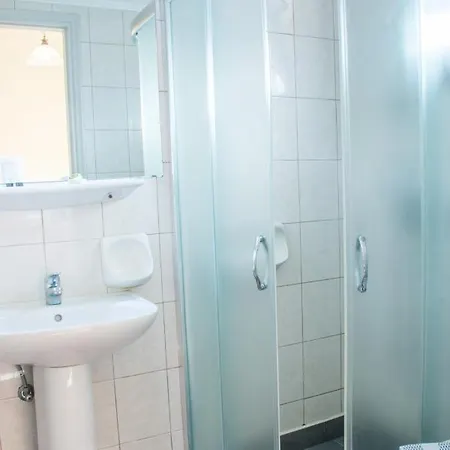 Lazaros Hotel Resort 4* تسيليفي