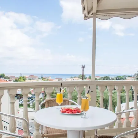 Lazaros Hotel Resort تسيليفي