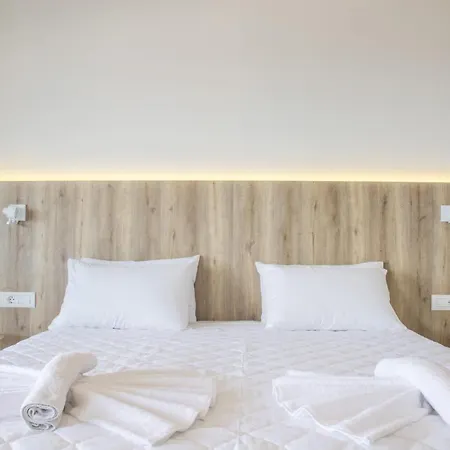 Lazaros Hotel Resort شقة فندقية