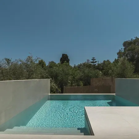 Lazaros Hotel Resort شقة فندقية تسيليفي