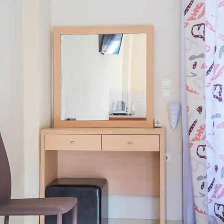 Lazaros Lejlighedshotel 3*