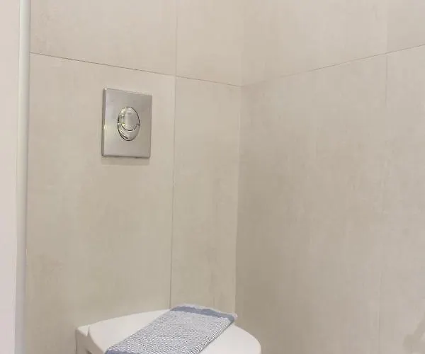 Lazaros Lejlighedshotel