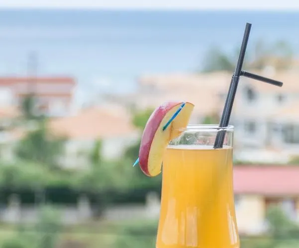 Lazaros Lejlighedshotel 4*