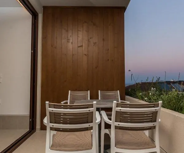 Lejlighedshotel Lazaros 4*