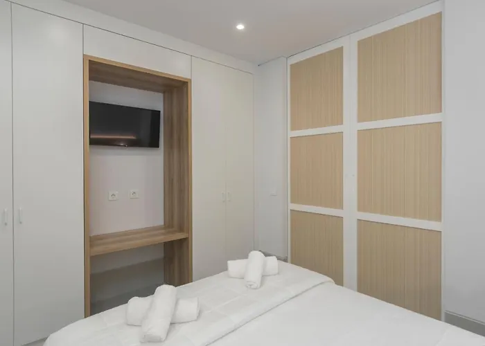 Lazaros Apart-hotel